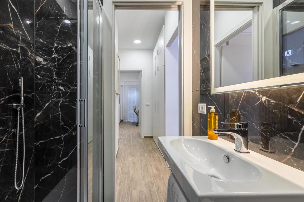 Luminoso Appartamento Con Terrazzo A La Storta โรม ภายนอก รูปภาพ