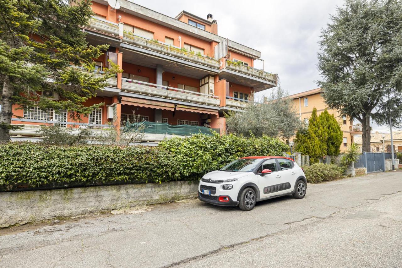 Luminoso Appartamento Con Terrazzo A La Storta โรม ภายนอก รูปภาพ
